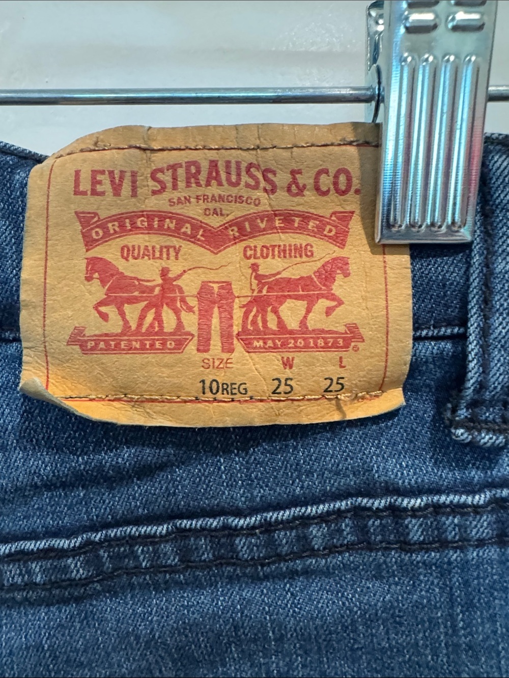 Levi's Boy's Dark Indigo Skinny Jeans - Picture 2 of 5